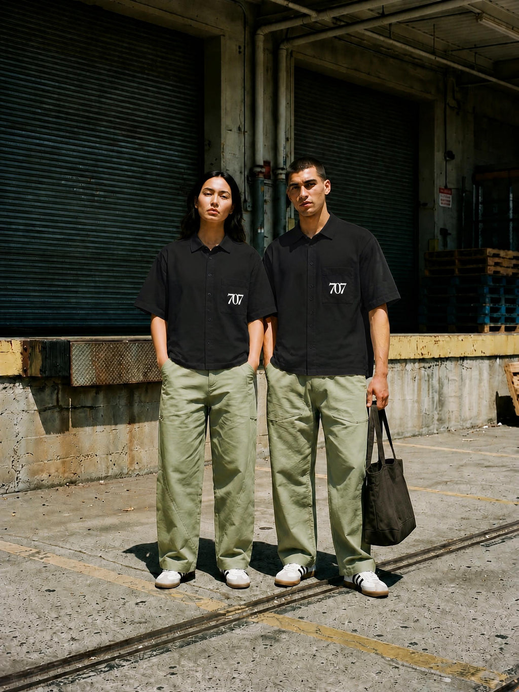4GVIN Unisex Boxy Patch Pocket Short Sleeve Shirt